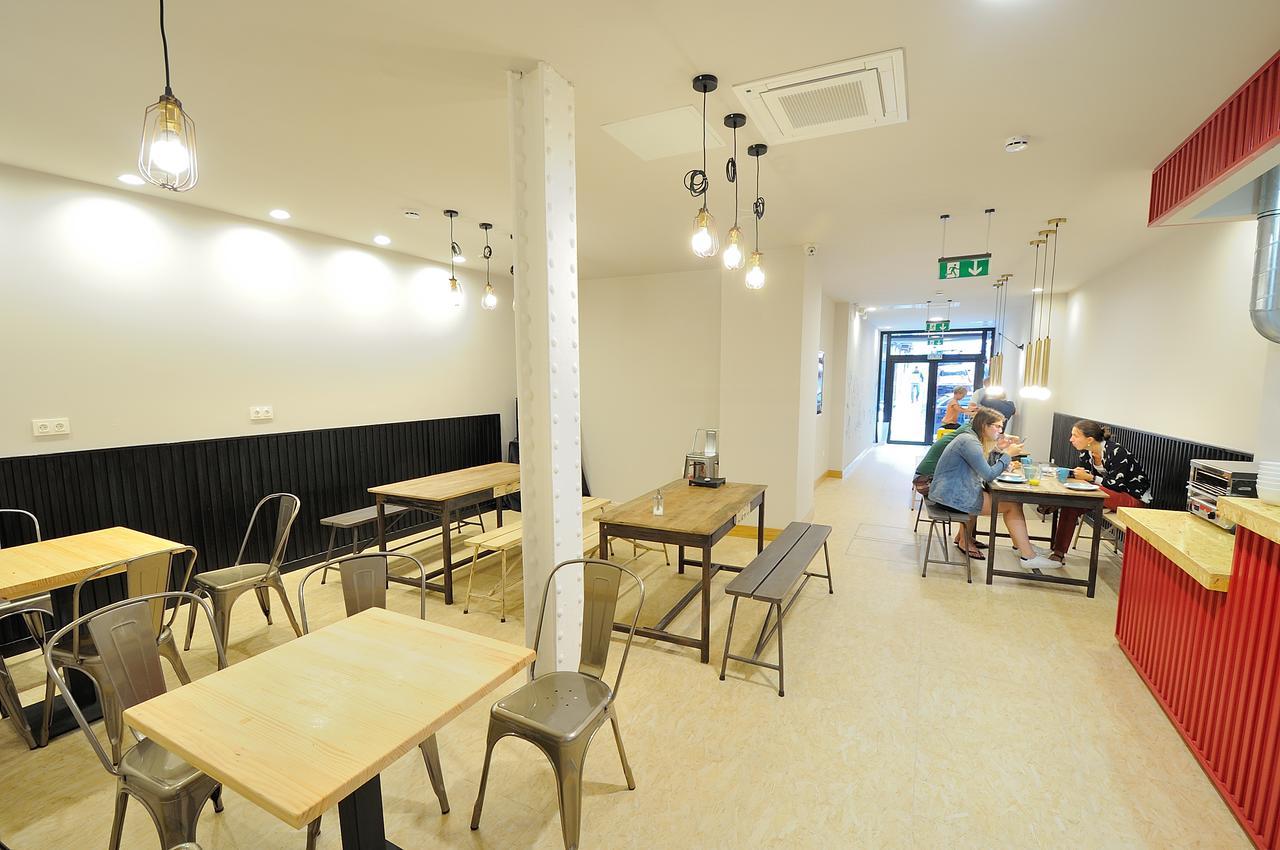 Egunon Bilbao Hostel Zewnętrze zdjęcie