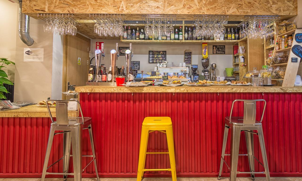 Egunon Bilbao Hostel Zewnętrze zdjęcie
